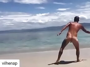 Paulo Vilhena pelado praia nudismo